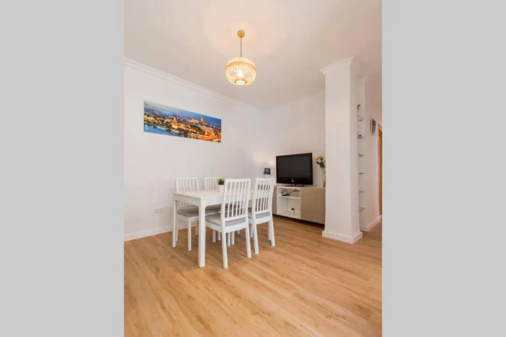 Justino Triana Central Suites by Valcambre Sevilla